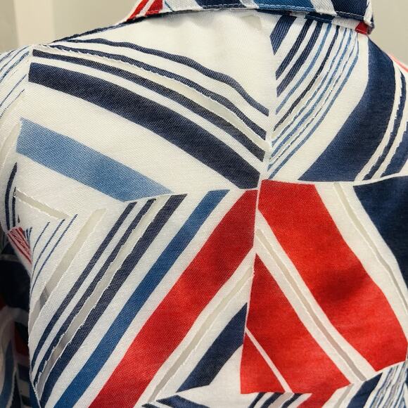 Alfred Dunner Women’s 18 Button Blouse Shirt Red White Blue Geometric (A0125) - Picture 6 of 7